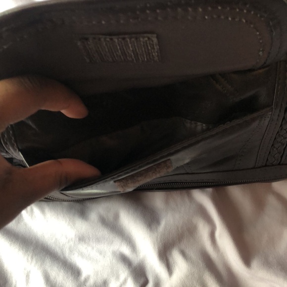 Brown leather handbag ( umbrella is no longer available with bag) ** - Picture 4 of 16